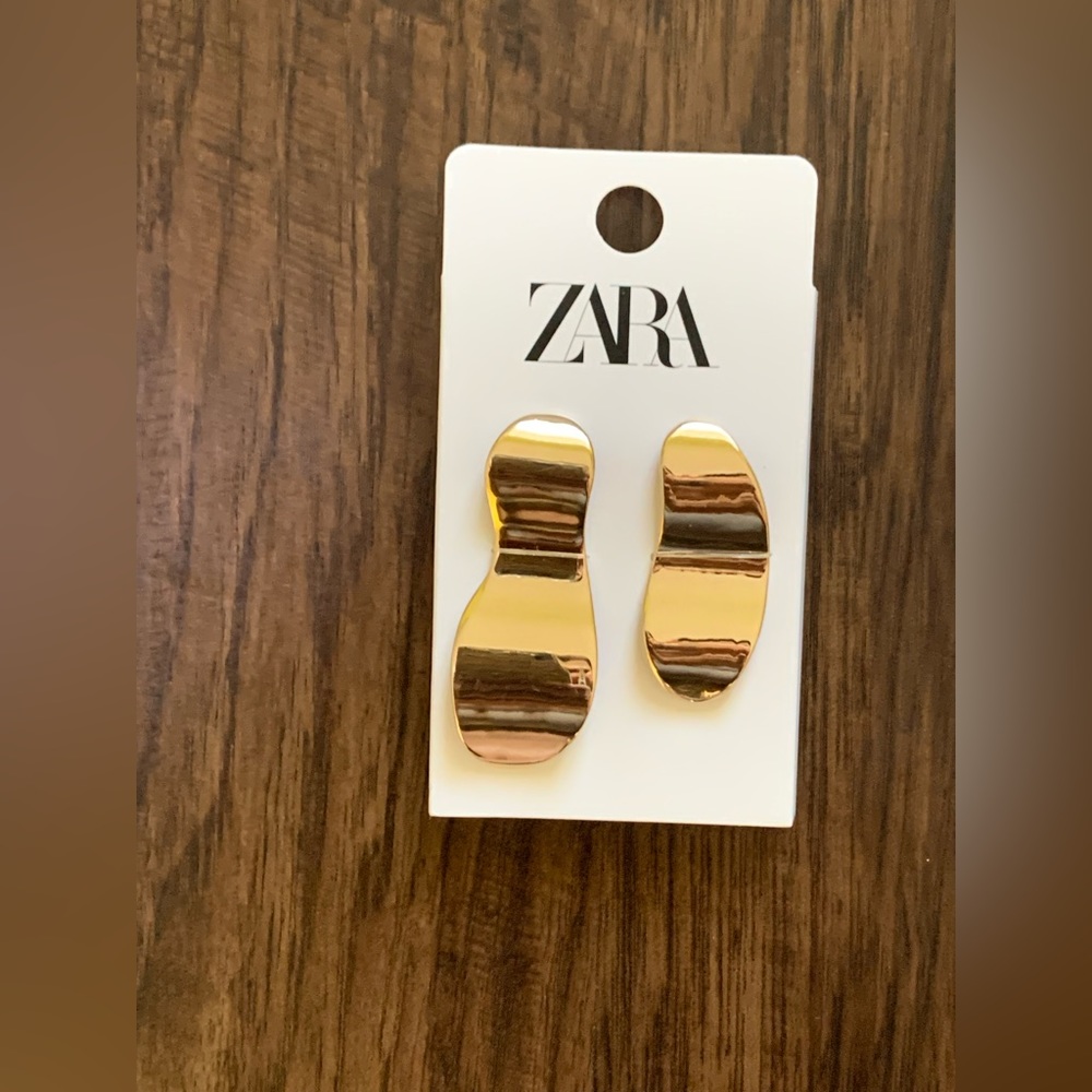 Zara Earring